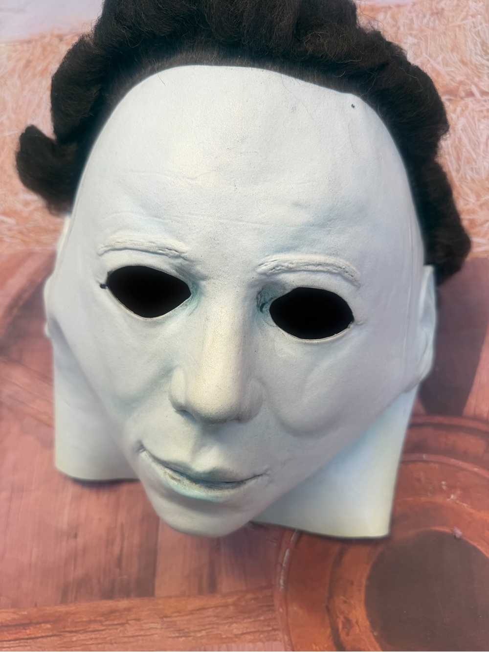 White Michael' Halloween Mask Costume